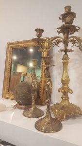 candelabros de piano en bronce tallado